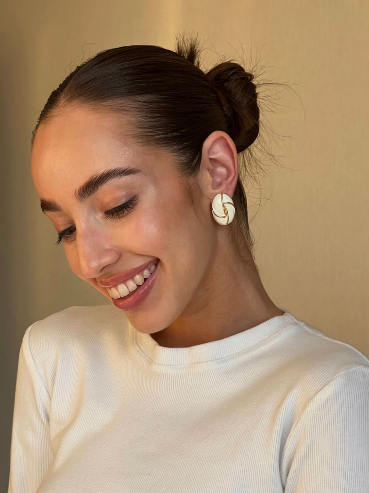 Vintage White earrings