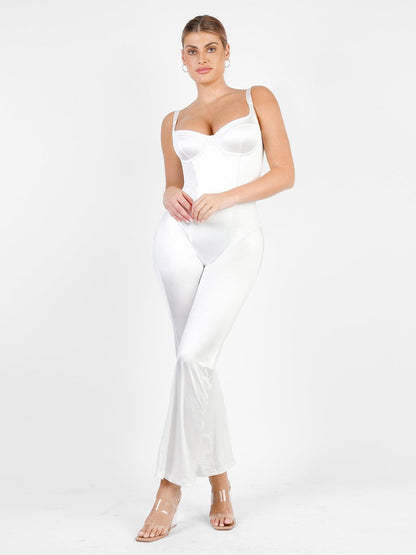 Der Shapewear-Jumpsuit Metallic Shiny Einteiler Breite Träger