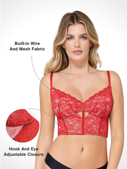 Le corset en dentelle Shapewear ou la jupe fendue
