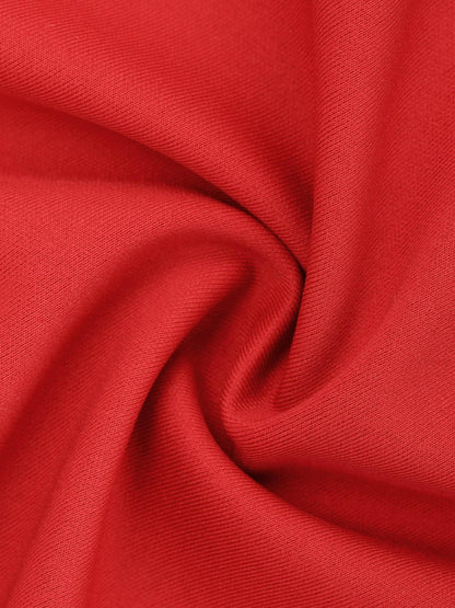 Le corset en dentelle Shapewear ou la jupe fendue